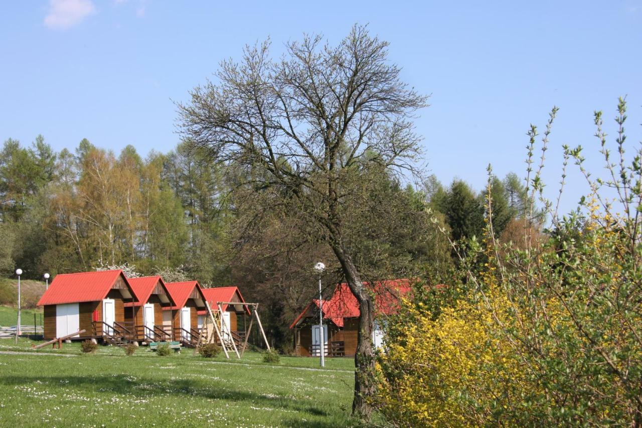 Camping V Raji - Palda Hotel Rovensko pod Troskami Luaran gambar