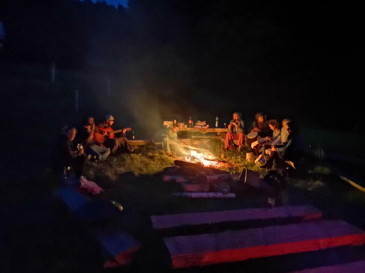 Camping V Raji - Palda Rovensko pod Troskami Luaran gambar