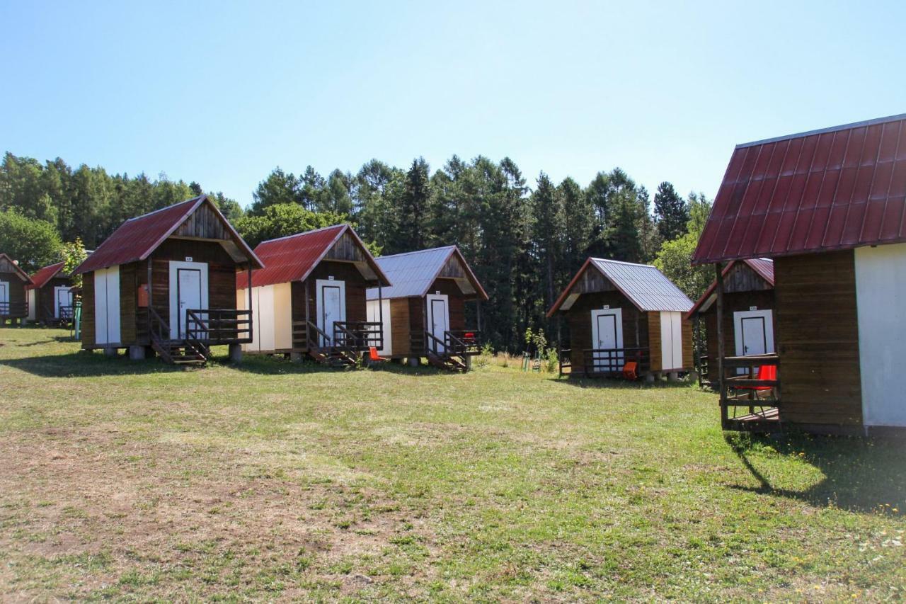 Camping V Raji - Palda Hotel Rovensko pod Troskami Luaran gambar