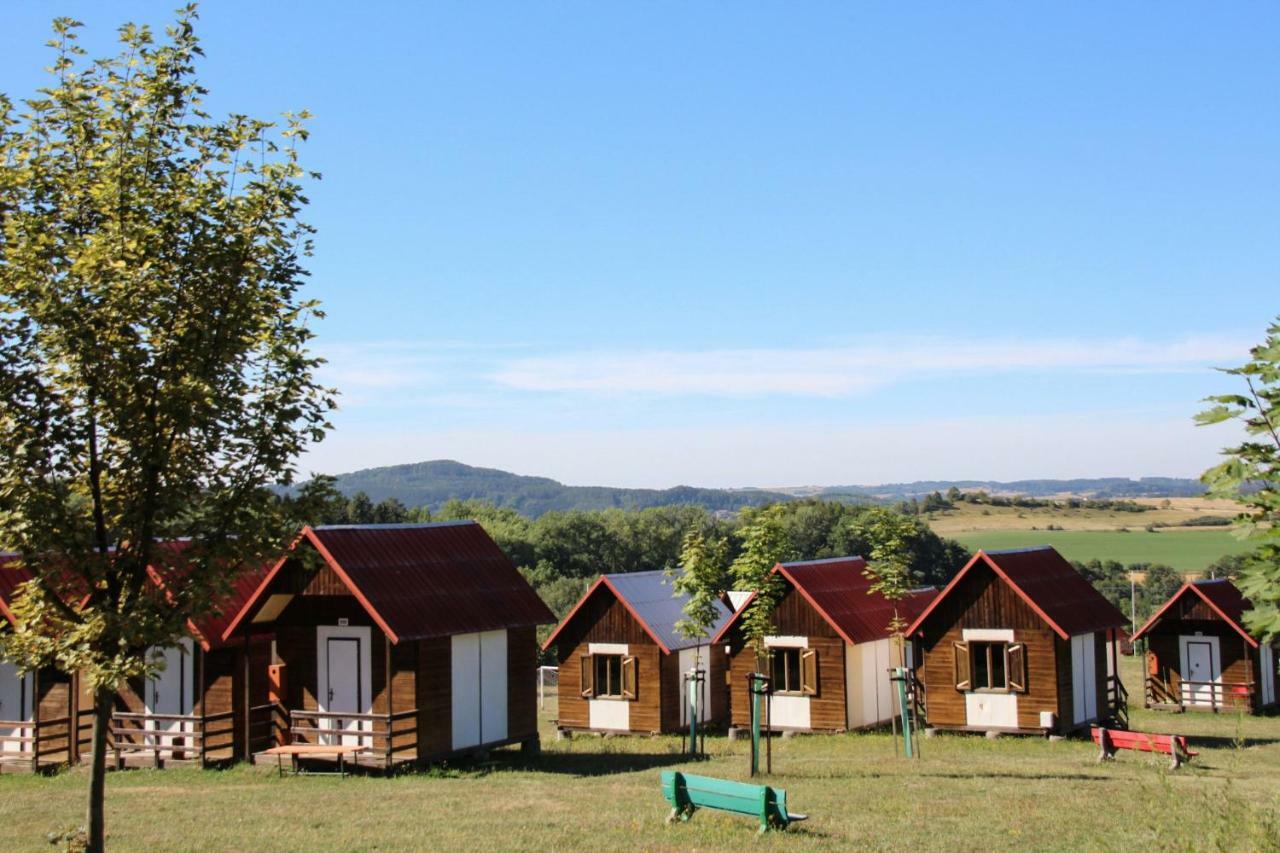 Camping V Raji - Palda Hotel Rovensko pod Troskami Luaran gambar